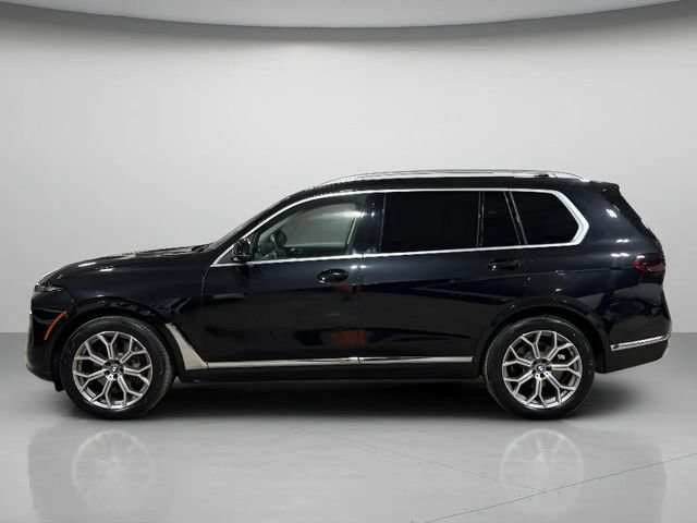 Used 2024 BMW X7 xDrive40i AWD/4WD image 9