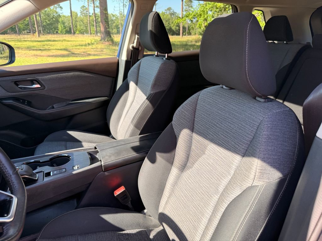 Used 2021 Nissan Rogue SV FWD image 12
