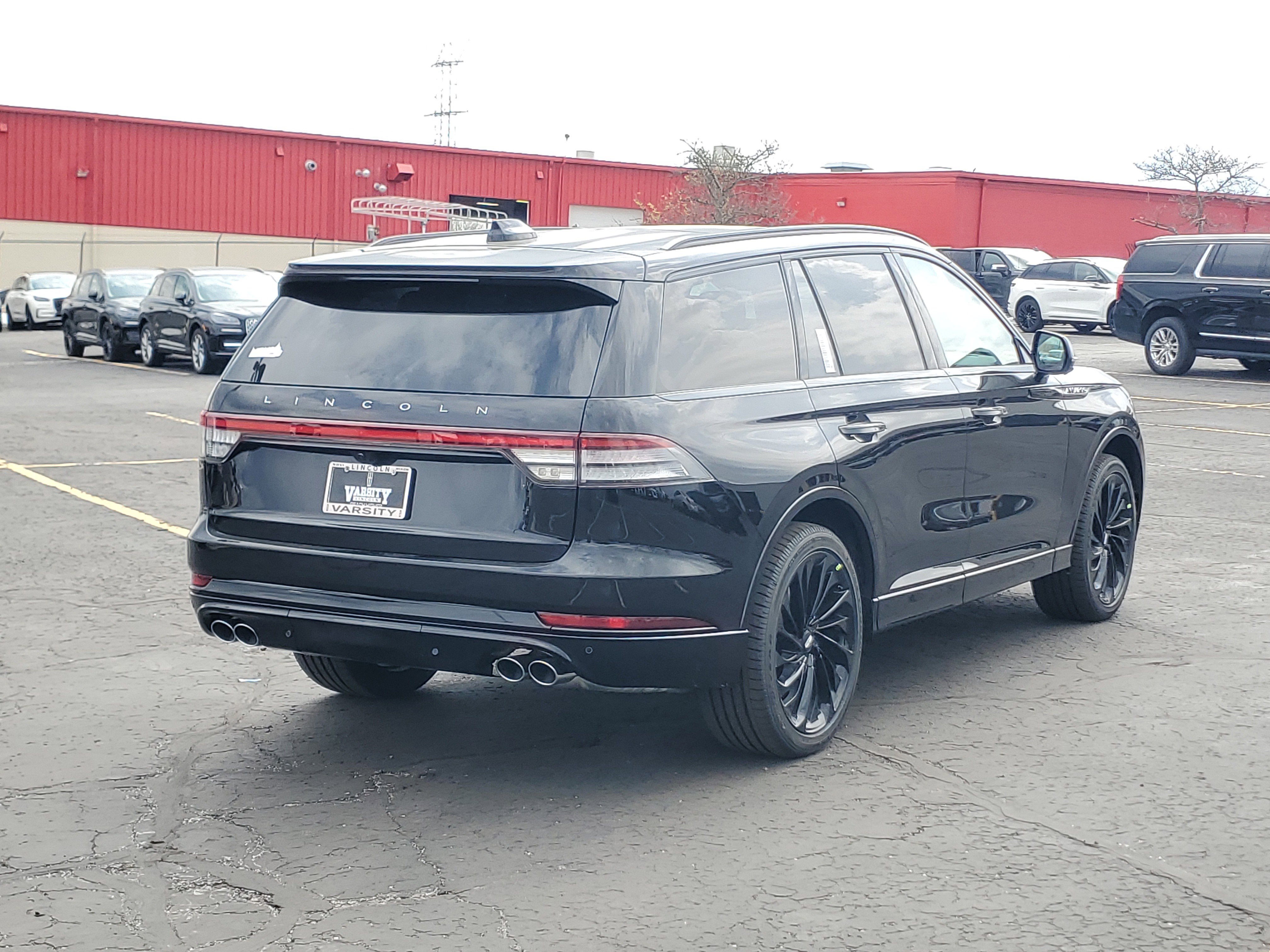 New 2026 Lincoln Aviator Reserve AWD/4WD image 4