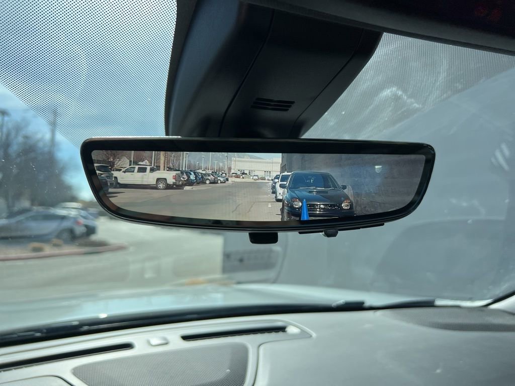 Used 2021 Chevrolet Tahoe Premier w/ Premium Package image 19