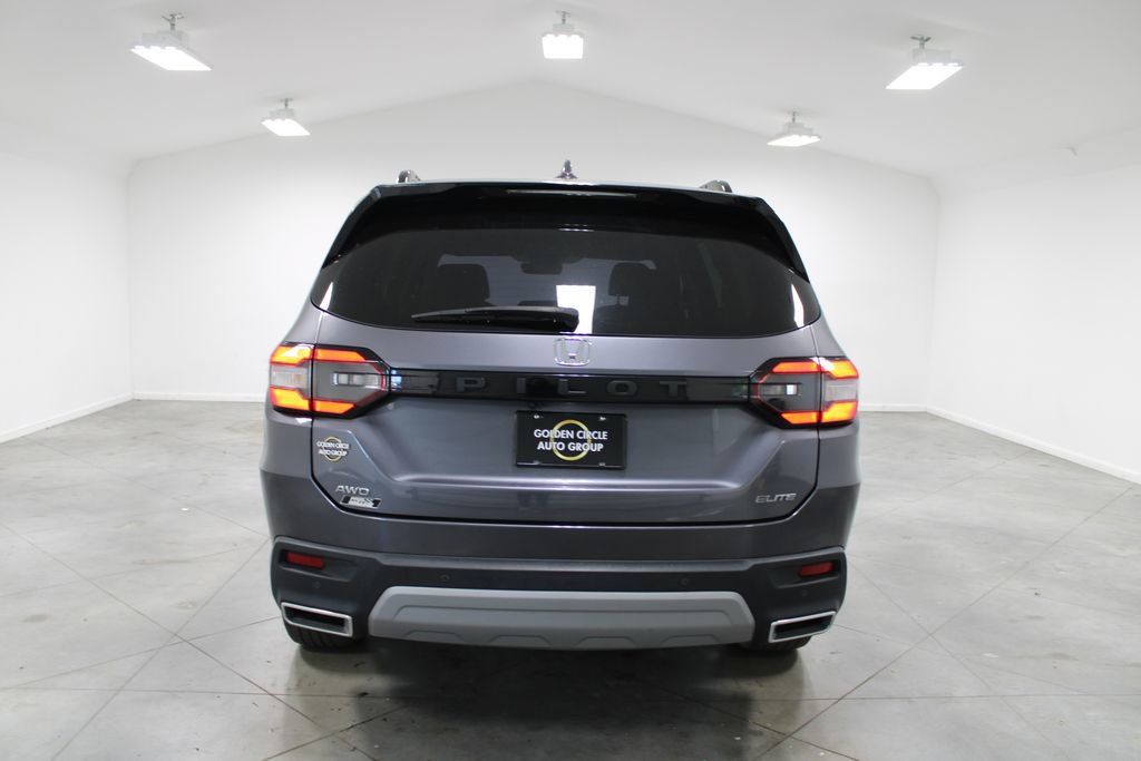 Used 2023 Honda Pilot Elite image 7