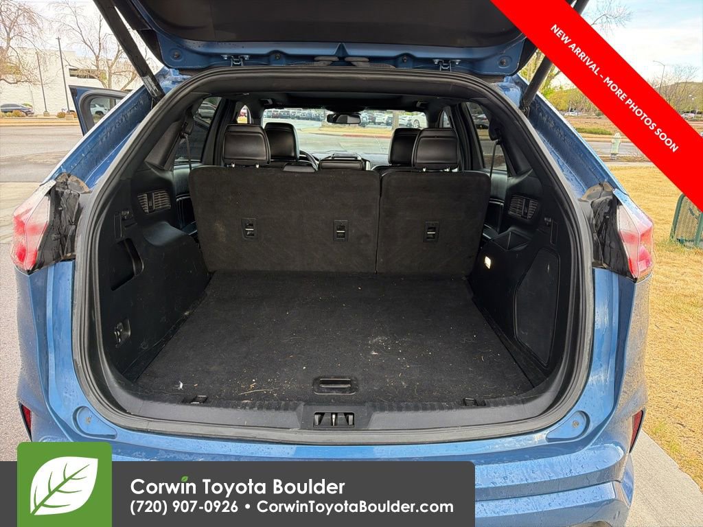 Used 2021 Ford Edge ST w/ Equipment Group 401A image 12