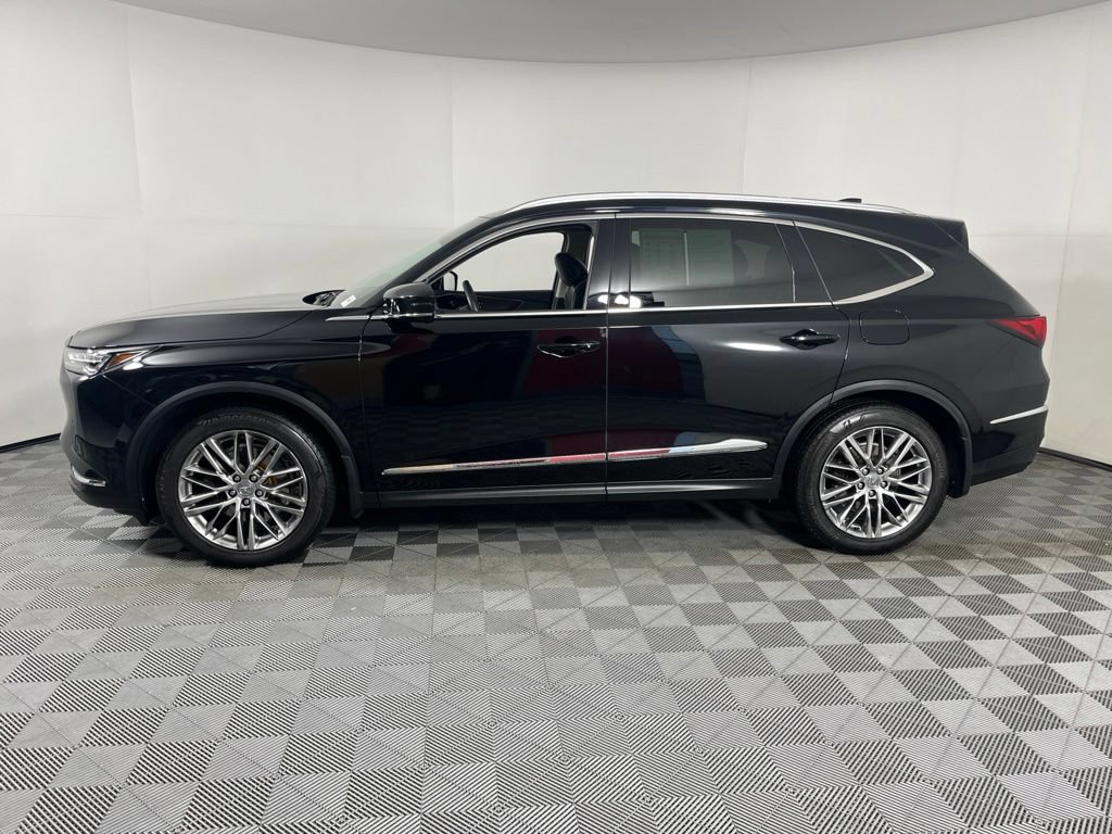 Used 2023 Acura MDX SH-AWD w/ Advance Package image 2