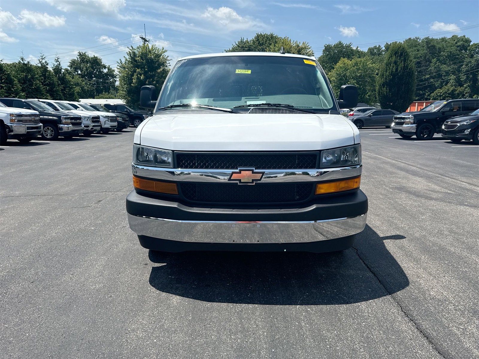 Used 2023 Chevrolet Express 2500 w/ Driver Convenience Package image 3