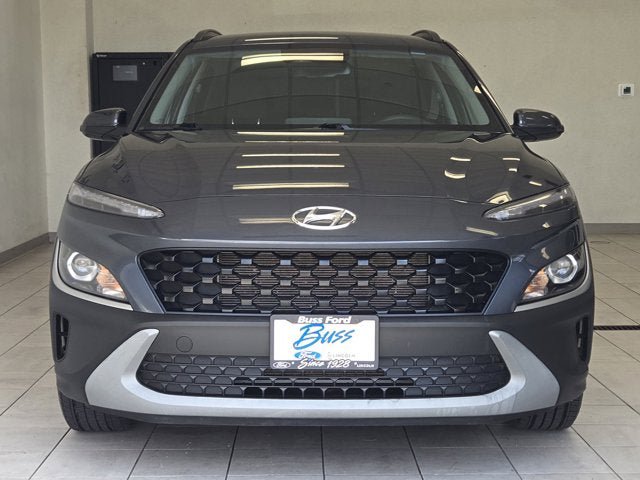 Used 2022 Hyundai Kona SEL w/ Cargo Package FWD image 2