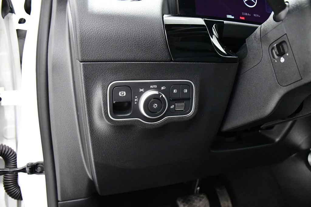 Certified 2026 Mercedes-Benz GLA 250 4MATIC image 11