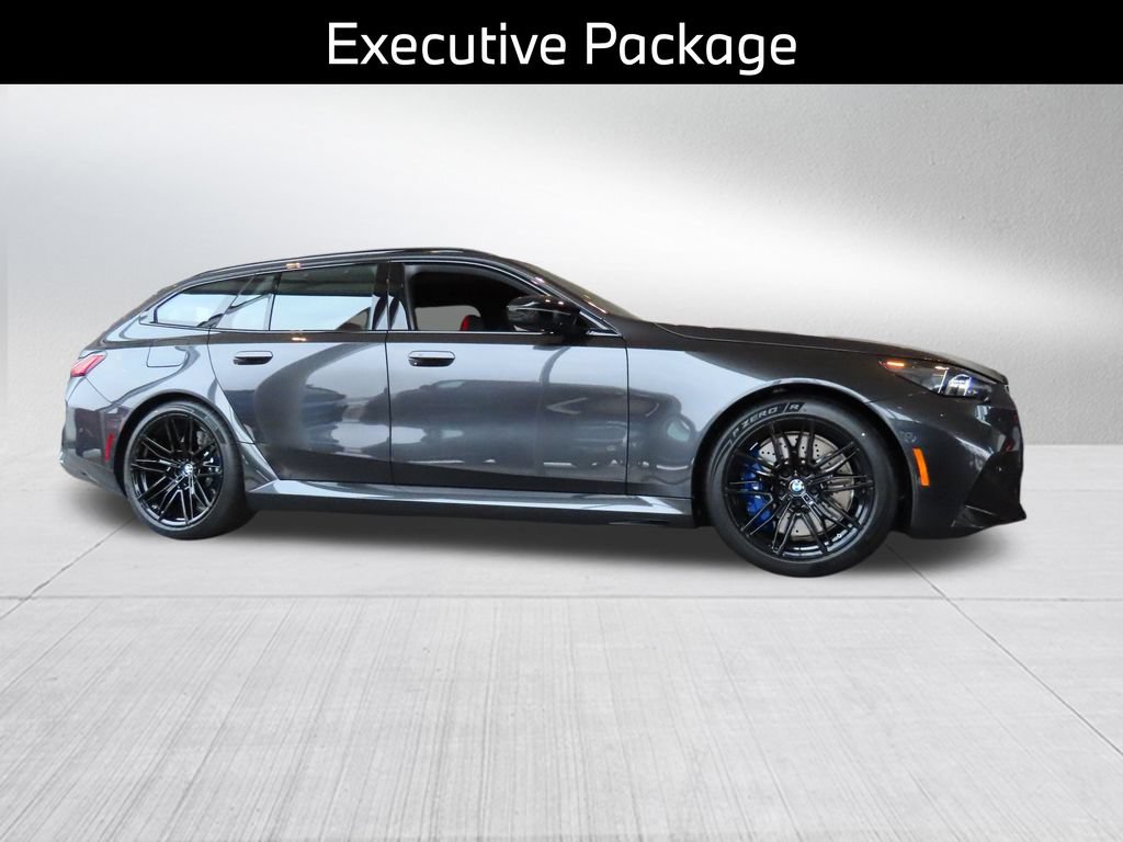 New 2026 BMW M5 Touring AWD/4WD image 8