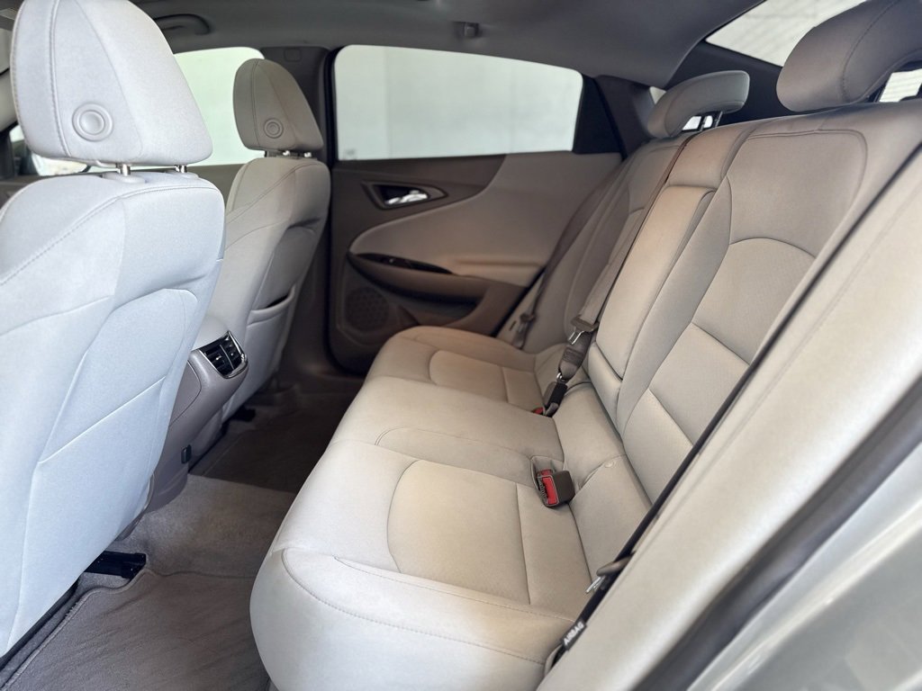 Used 2024 Chevrolet Malibu LT image 39