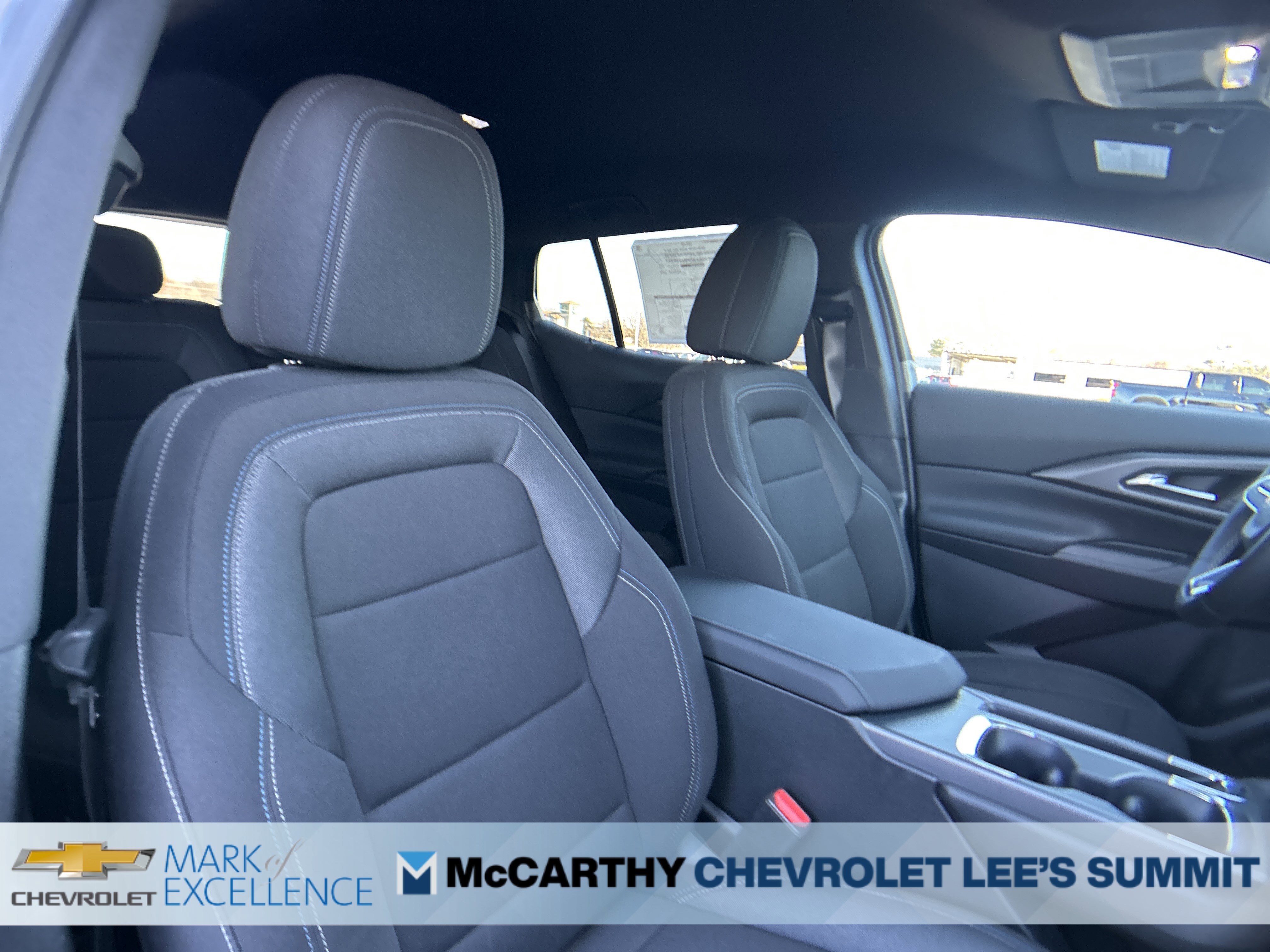 New 2026 Chevrolet Equinox EV LT w/ Comfort Package AWD/4WD image 42