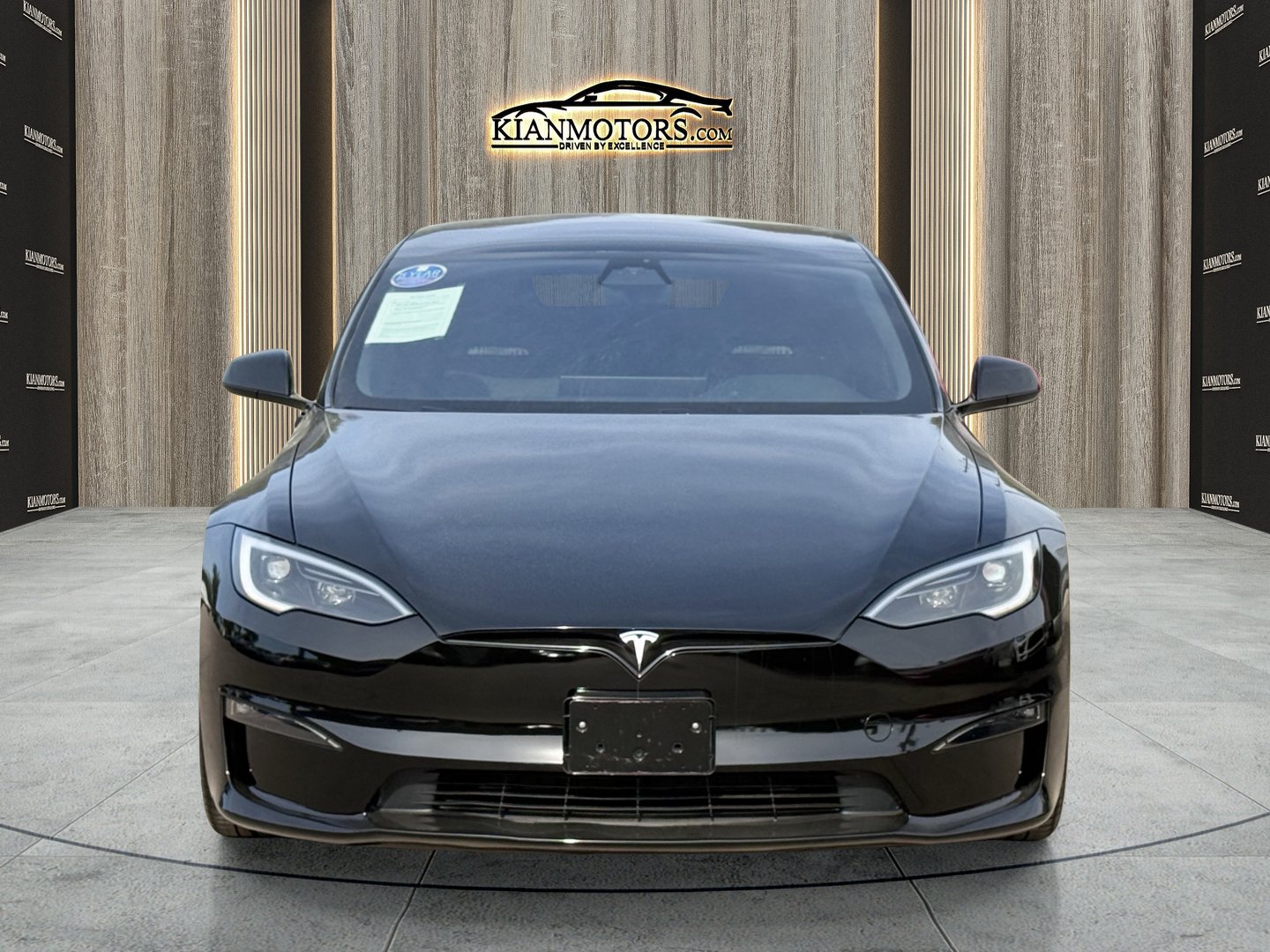 Used 2024 Tesla Model S Plaid AWD/4WD image 5