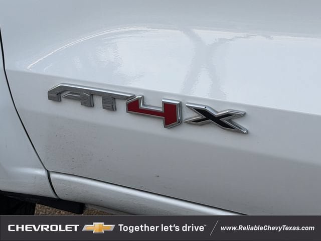 Used 2026 GMC Canyon AT4X AWD/4WD image 11