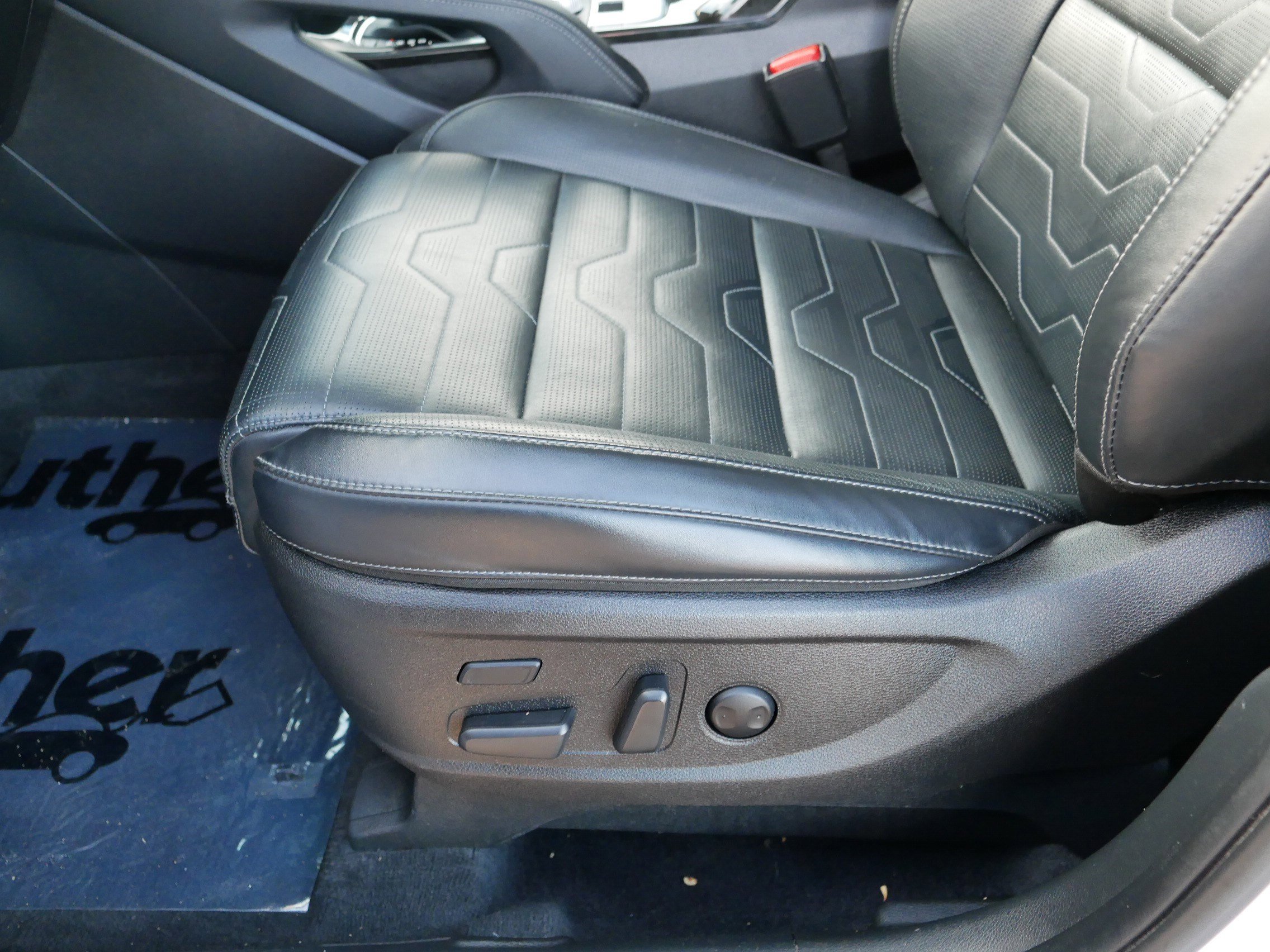 Certified 2022 Kia Telluride SX w/ SX Prestige Package image 20