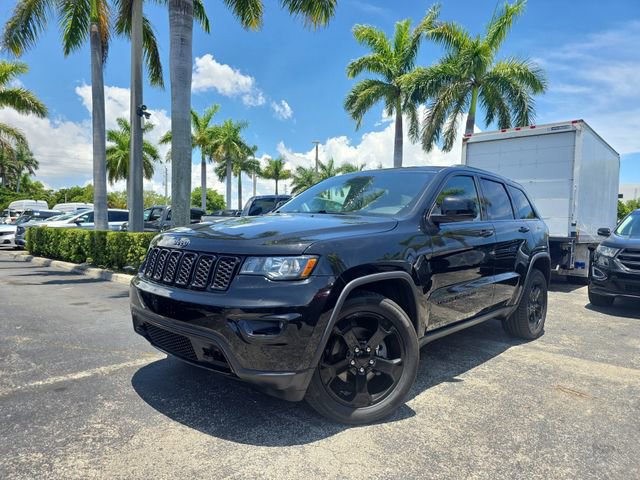 Used 2018 Jeep Grand Cherokee Laredo AWD/4WD image 31