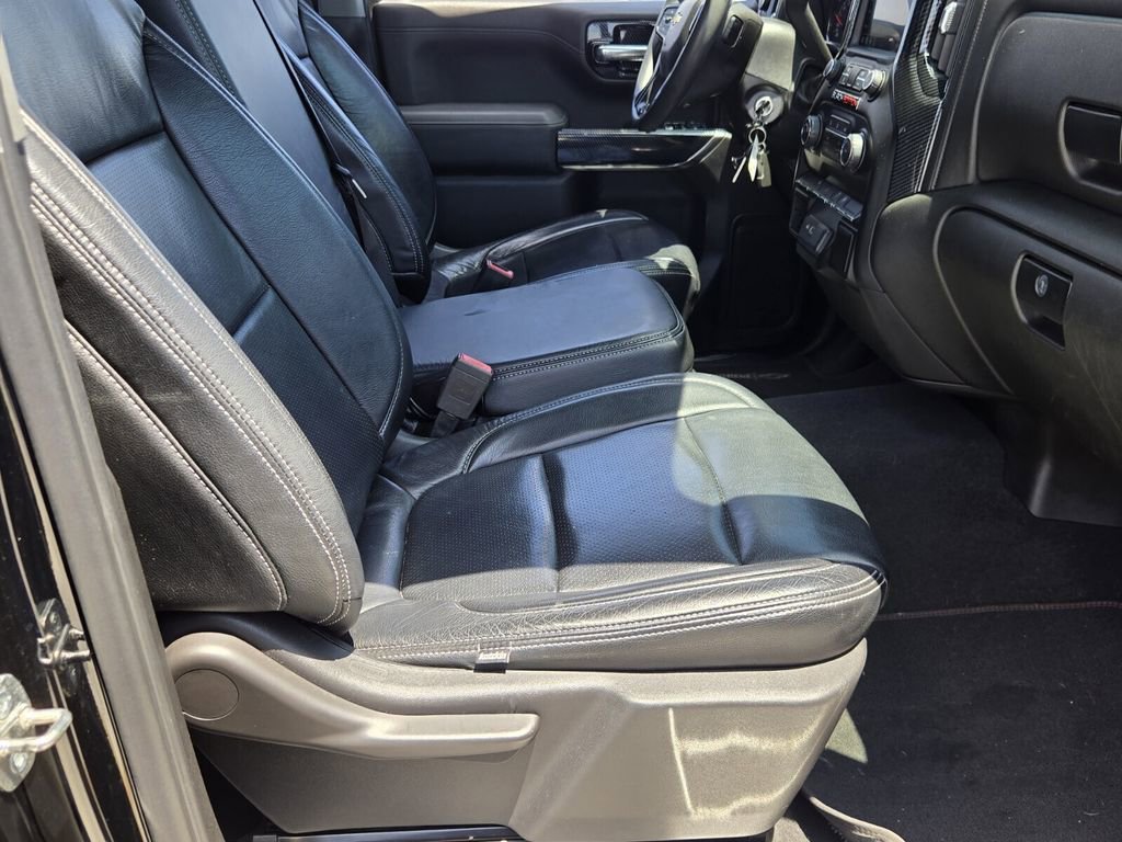 Used 2019 Chevrolet Silverado 1500 LT AWD/4WD image 16