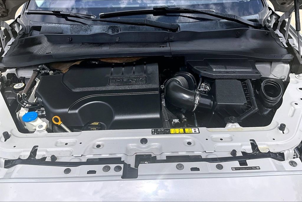 Used 2019 Jaguar E-PACE R-Dynamic S image 13