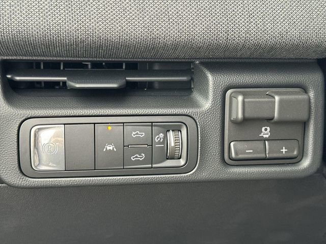 New 2026 GMC Sierra EV Elevation image 17