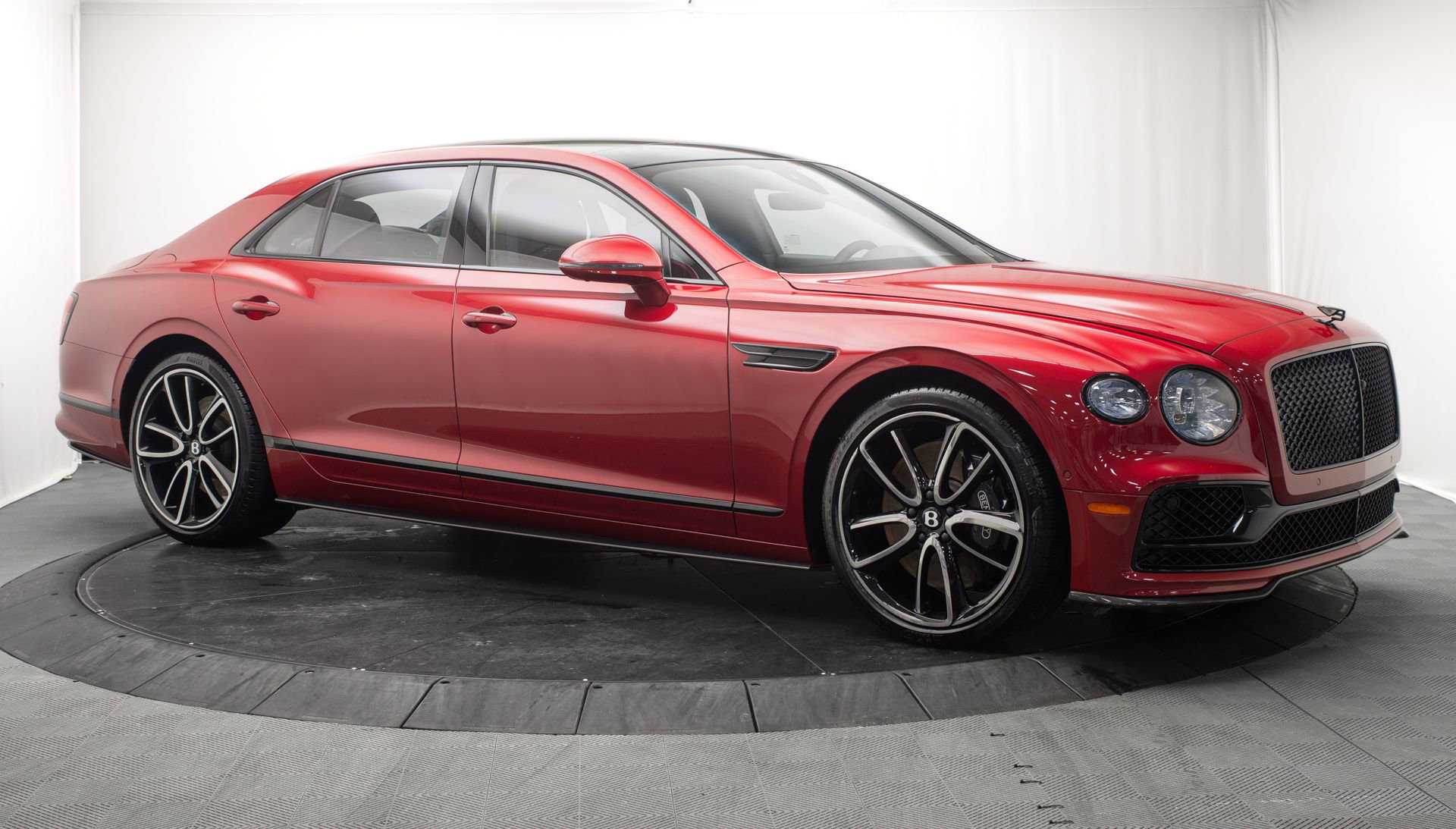 Used 2024 Bentley Flying Spur S V8 AWD/4WD image 9