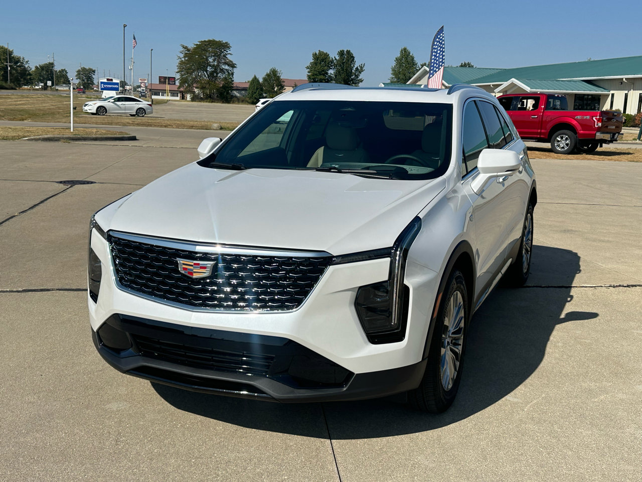 Used 2025 Cadillac XT4 Premium Luxury w/ Technology Package image 39