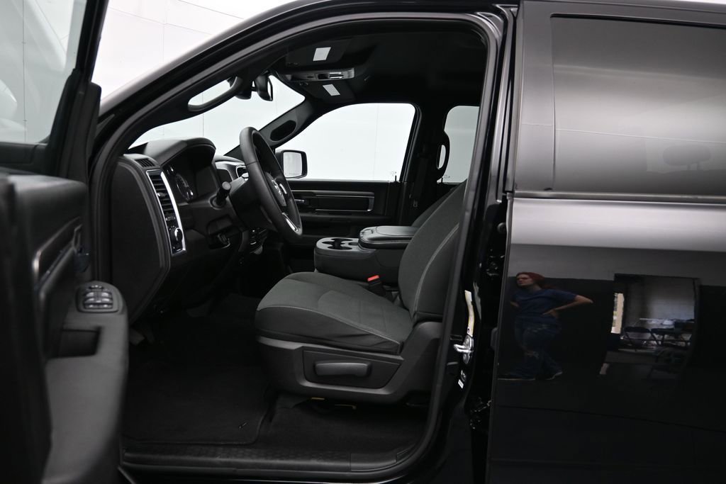 Used 2022 RAM 1500 Classic Warlock w/ Electronics Group AWD/4WD image 19
