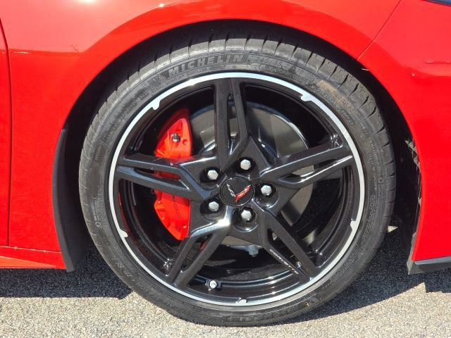 Used 2022 Chevrolet Corvette Stingray Coupe w/ 1LT RWD image 9