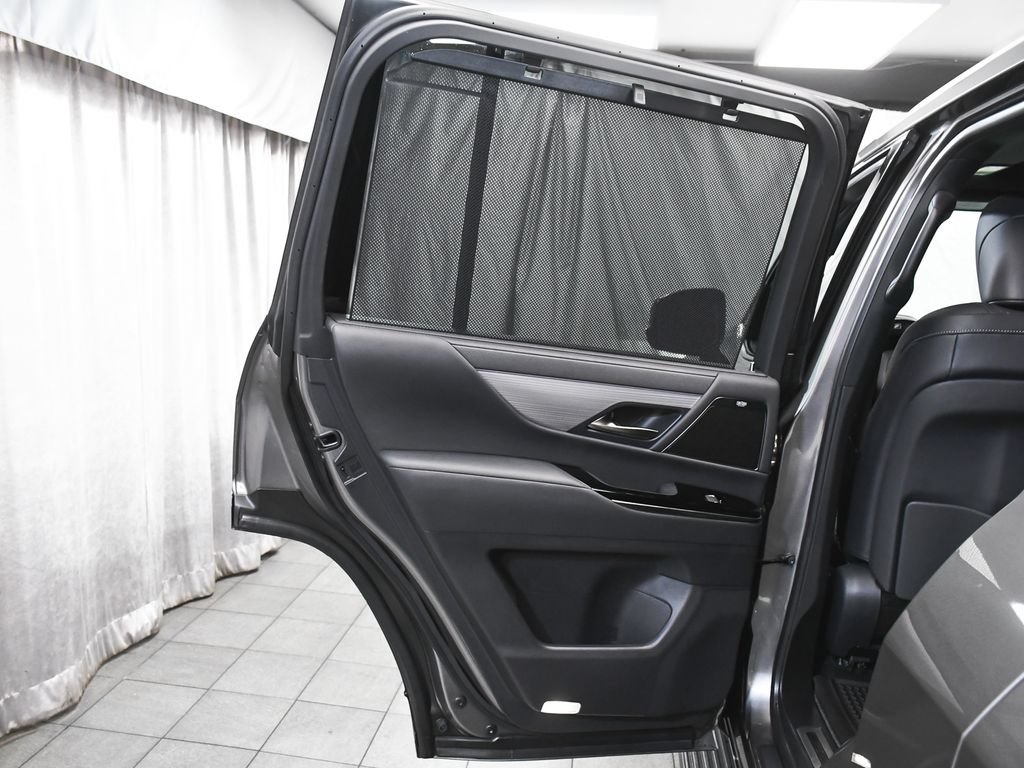 Used 2025 Lexus LX 700h F Sport AWD/4WD image 13
