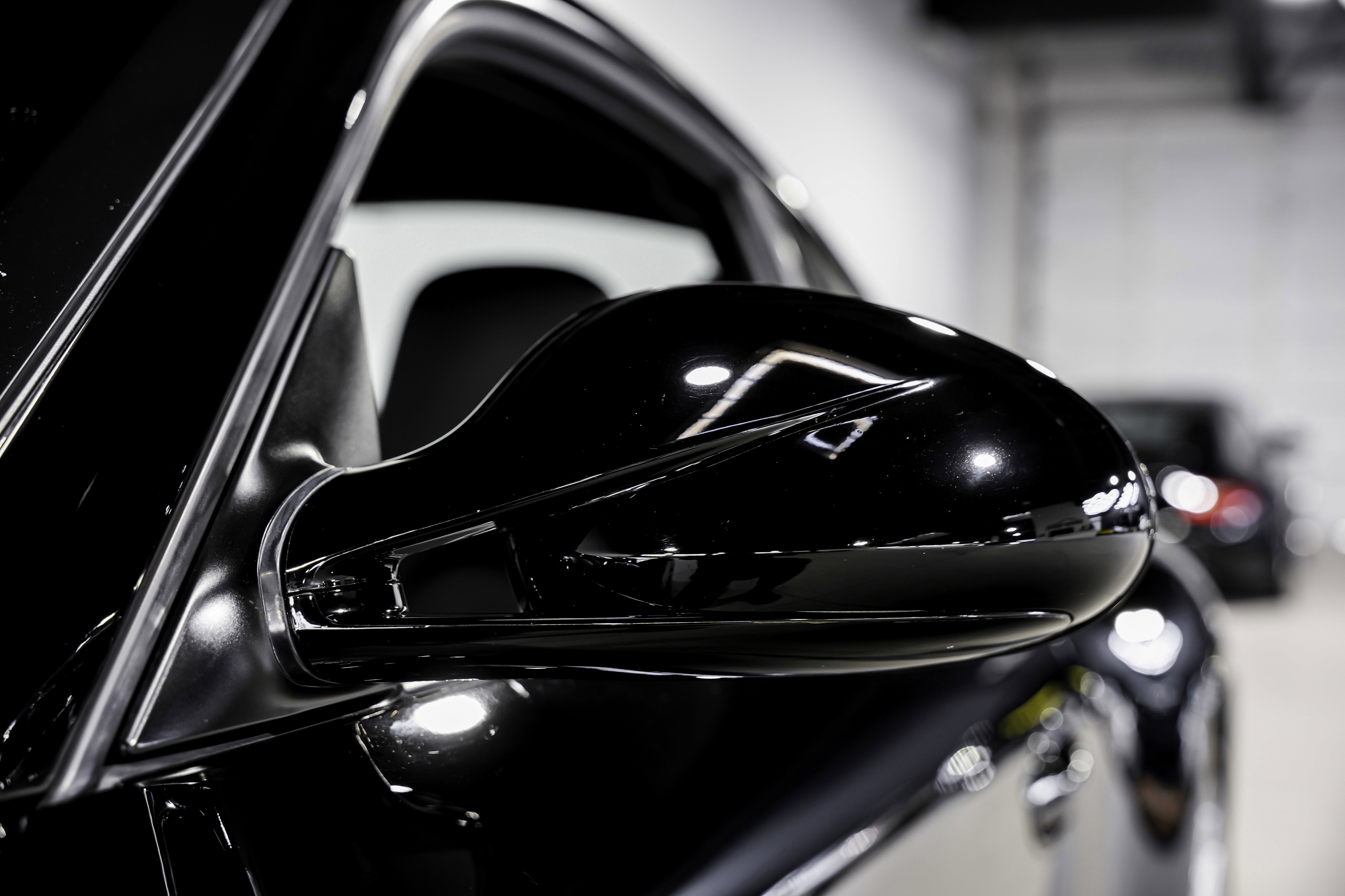 Used 2010 Porsche 911 Carrera 4S image 32