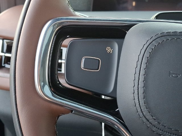 New 2027 Lincoln Navigator Reserve AWD/4WD image 17