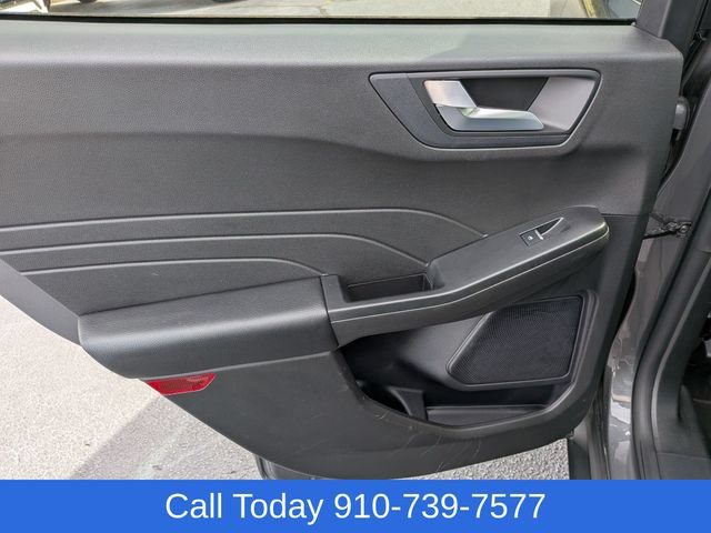 Used 2024 Ford Escape ST-Line w/ Tech Pack #1 FWD image 28