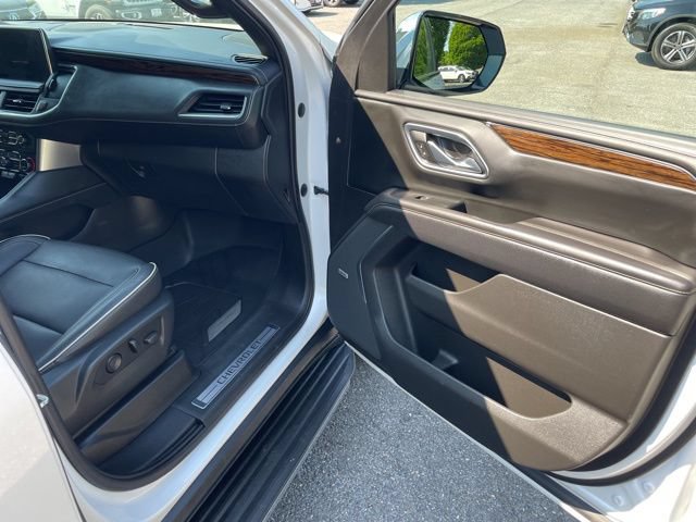Used 2021 Chevrolet Tahoe Premier AWD/4WD image 13