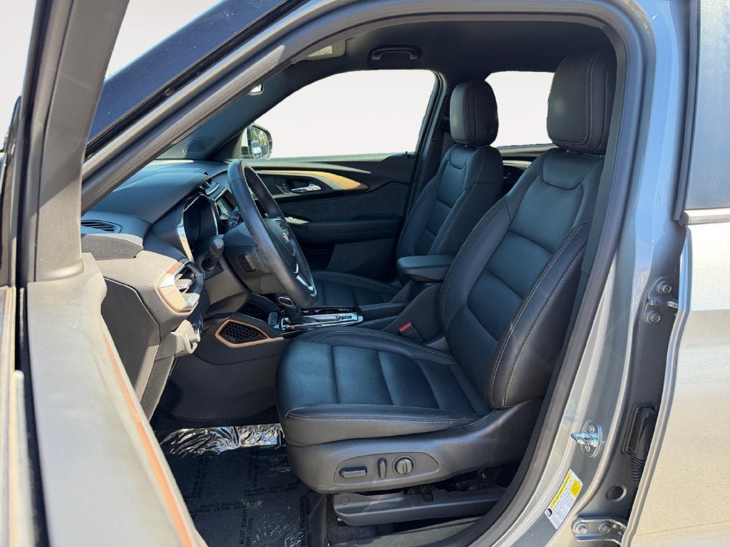 Used 2023 Chevrolet TrailBlazer ACTIV w/ Convenience Package AWD/4WD image 7