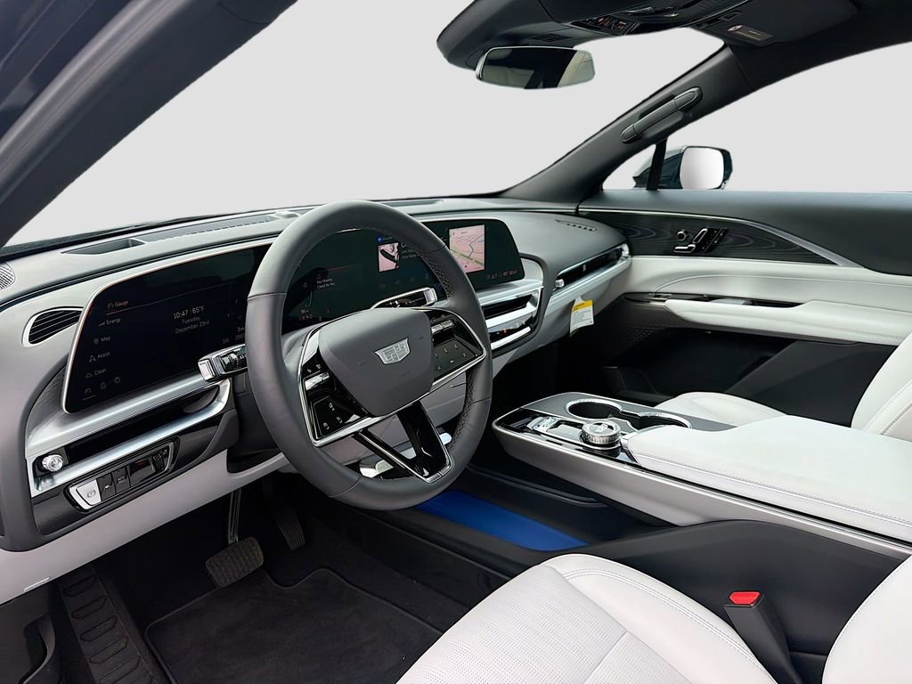 New 2025 Cadillac Lyriq Sport image 9