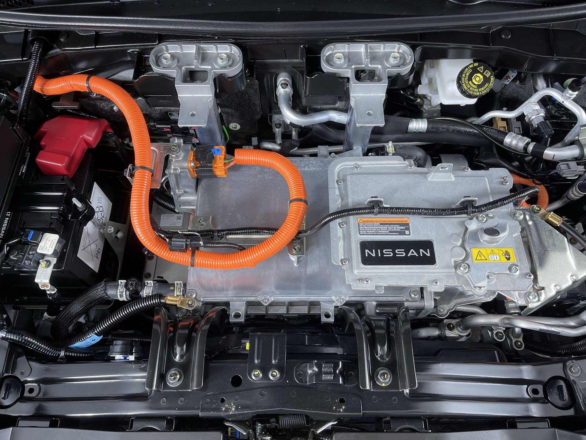 Certified 2024 Nissan Ariya AWD image 28