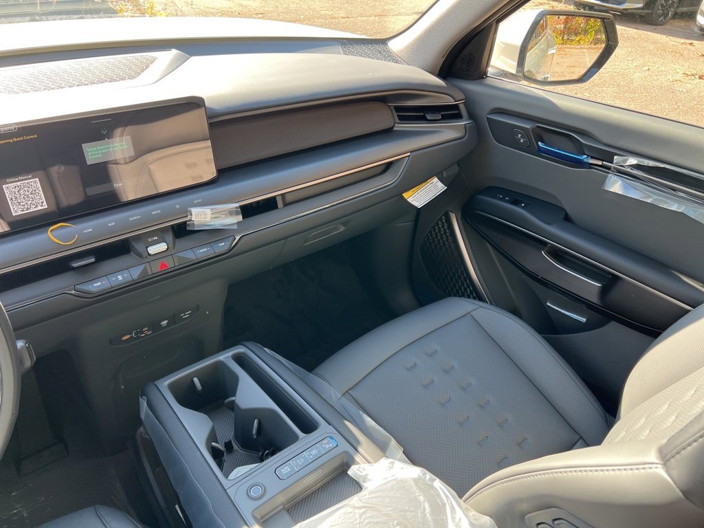 New 2026 Kia EV9 Wind image 12