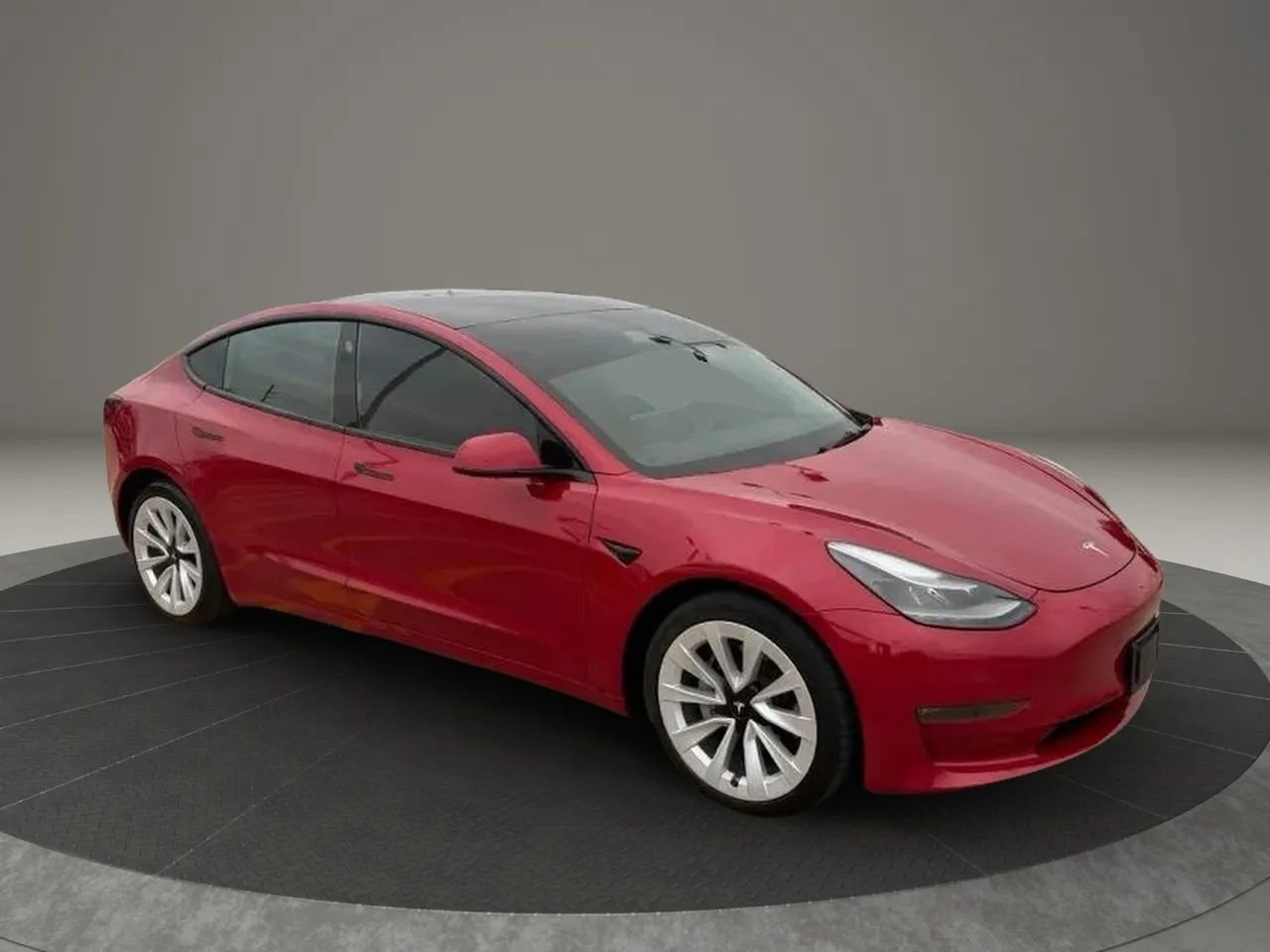 Used 2022 Tesla Model 3 Long Range AWD/4WD image 3
