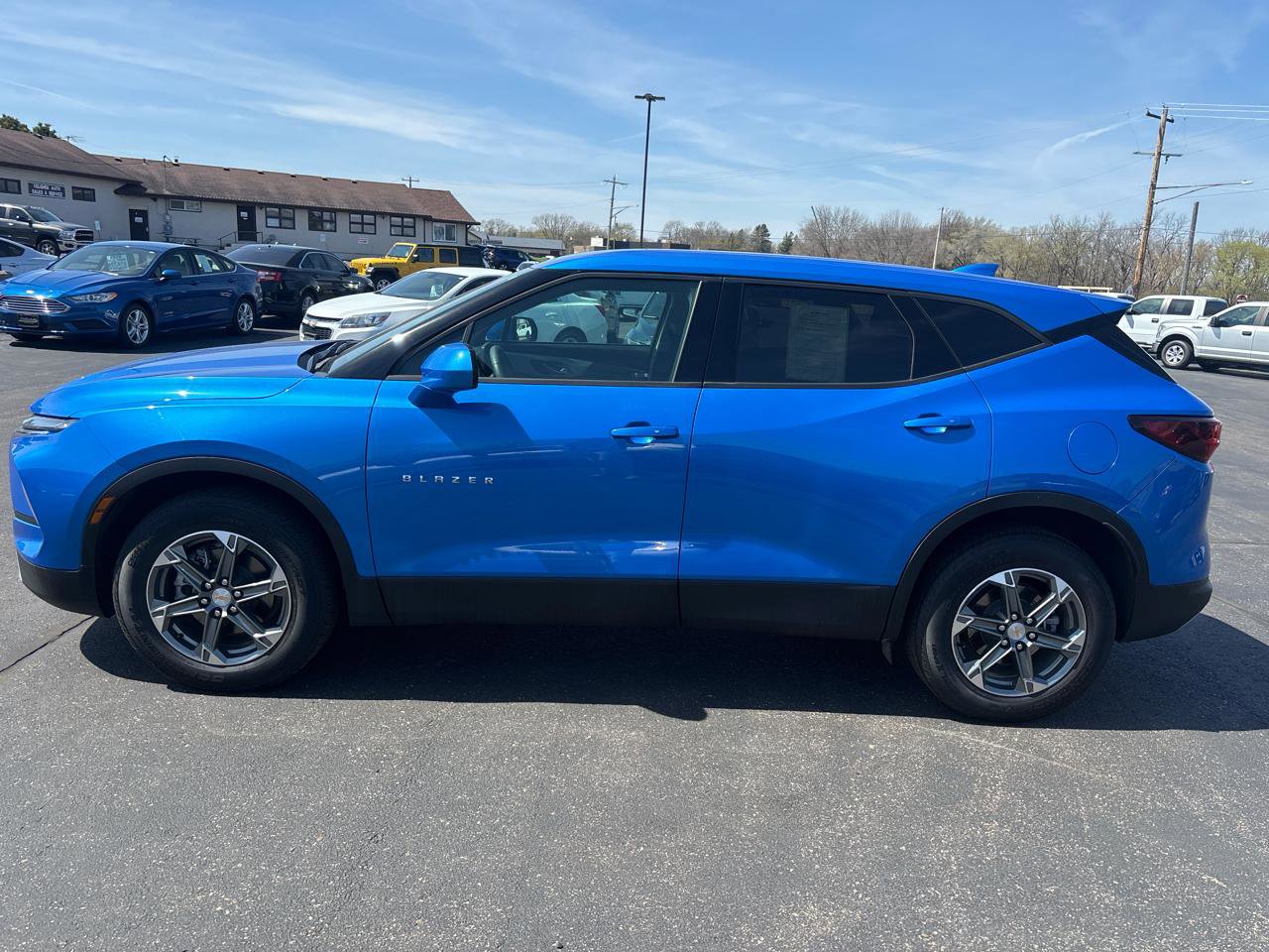 Used 2025 Chevrolet Blazer LT image 6