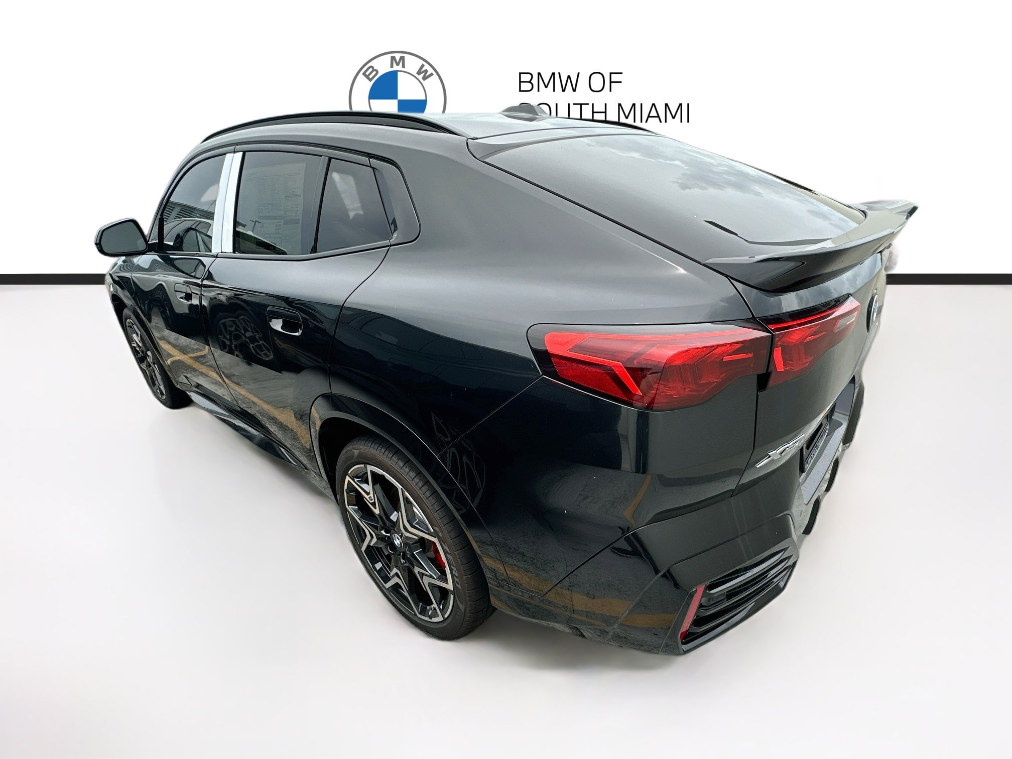 New 2026 BMW X2 xDrive28i w/ Technology Package AWD/4WD image 4