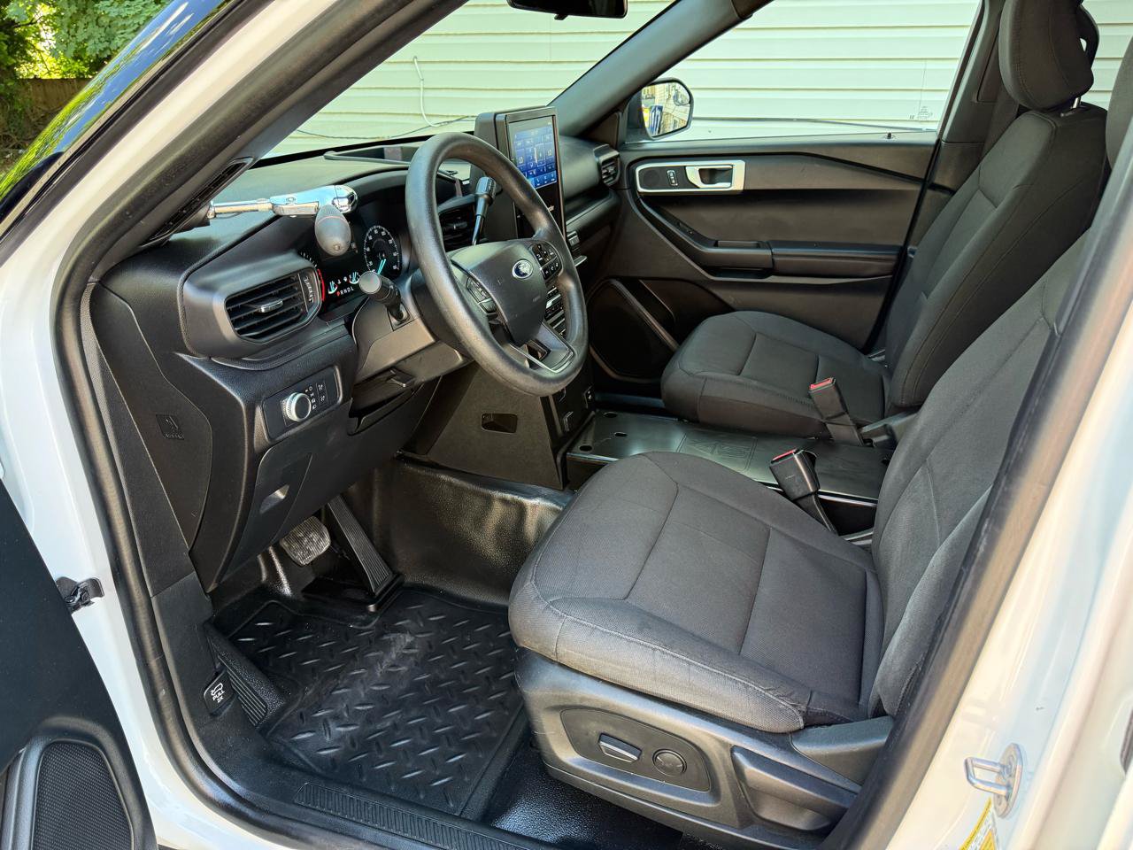 Used 2022 Ford Explorer 4WD Police Interceptor image 24