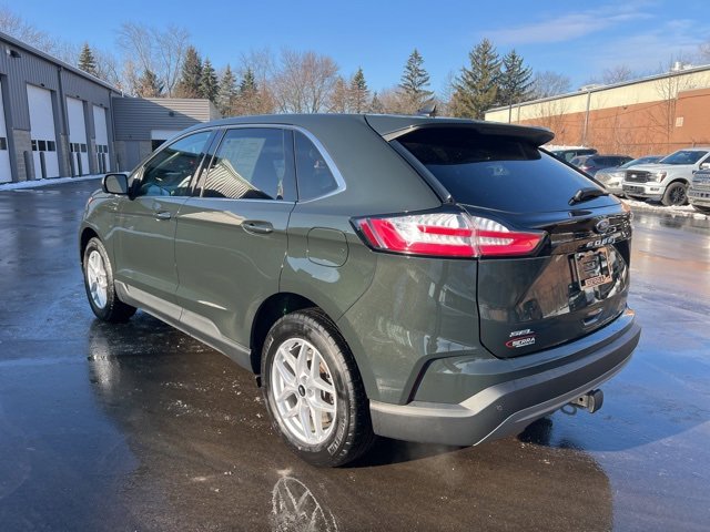 Used 2023 Ford Edge SEL w/ Convenience Package image 7
