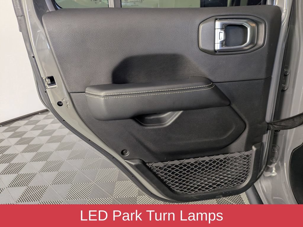Used 2020 Jeep Gladiator Rubicon AWD/4WD image 25
