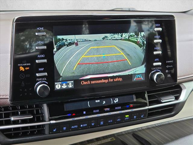 Certified 2024 Toyota Sienna Platinum AWD/4WD image 14