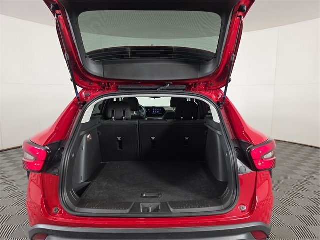 Used 2026 Chevrolet Trax LS w/ LS Convenience Package image 15