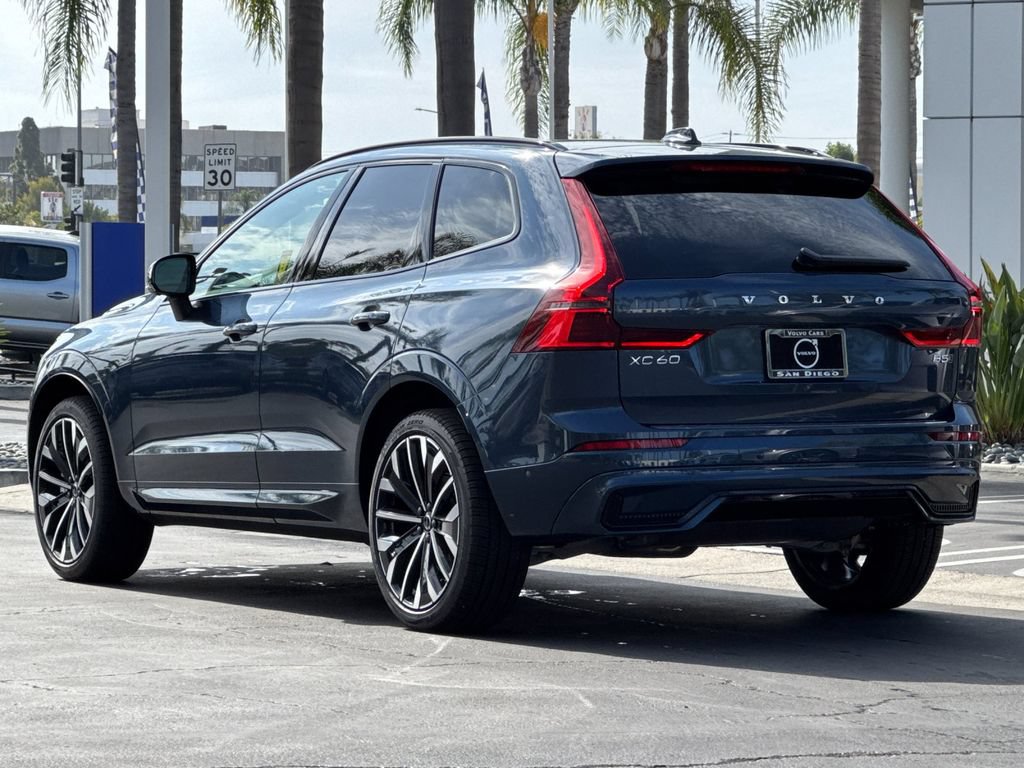 New 2026 Volvo XC60 B5 Ultra w/ Climate Package AWD/4WD image 3