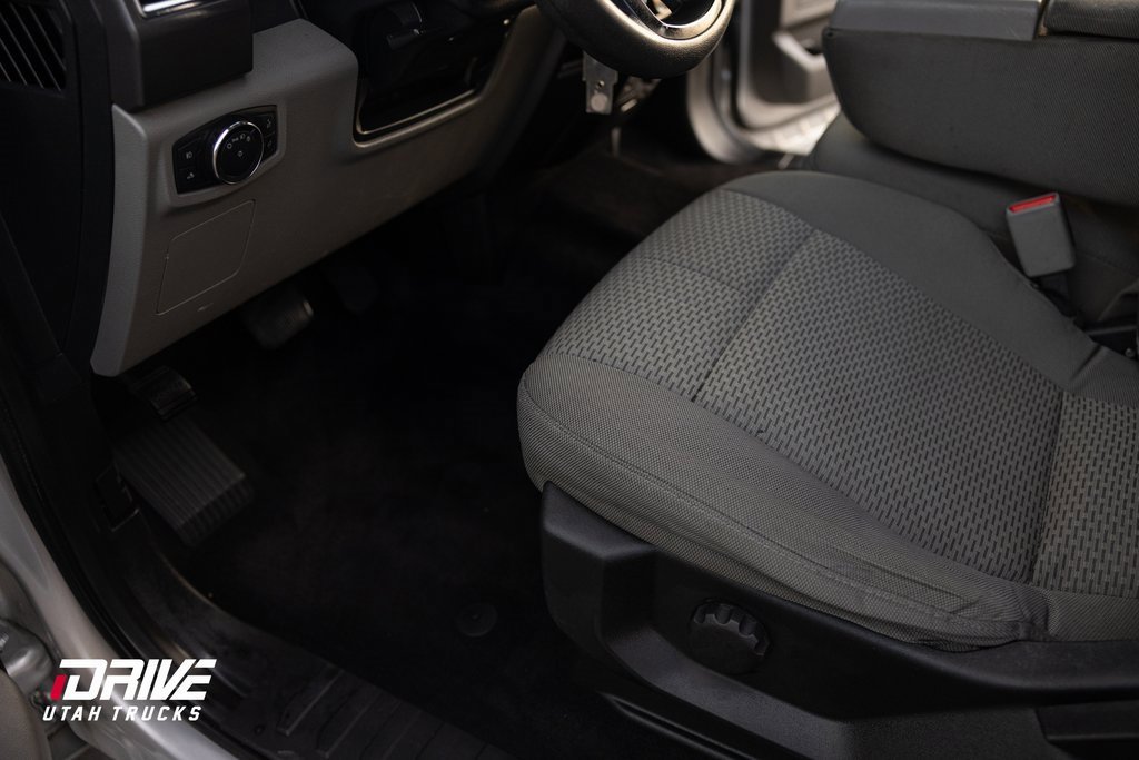 Used 2016 Ford F150 XLT w/ XTR Package image 24