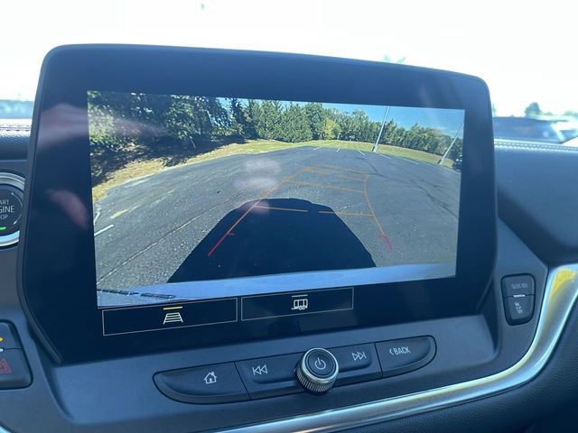 Used 2025 Chevrolet Blazer LT image 15