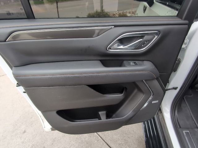 Used 2023 GMC Yukon XL AT4 w/ AT4 Premium Plus Package AWD/4WD image 25