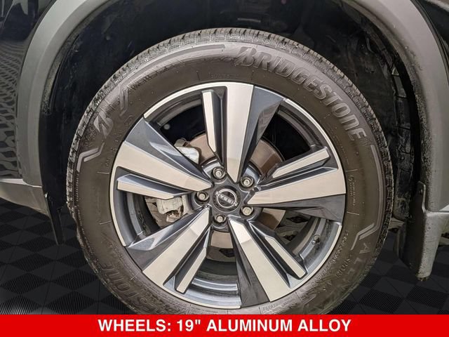 Certified 2023 Nissan Rogue SL AWD/4WD image 11