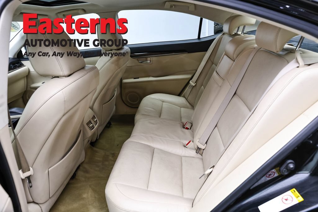 Used 2015 Lexus ES 350 w/ Luxury Package FWD image 25