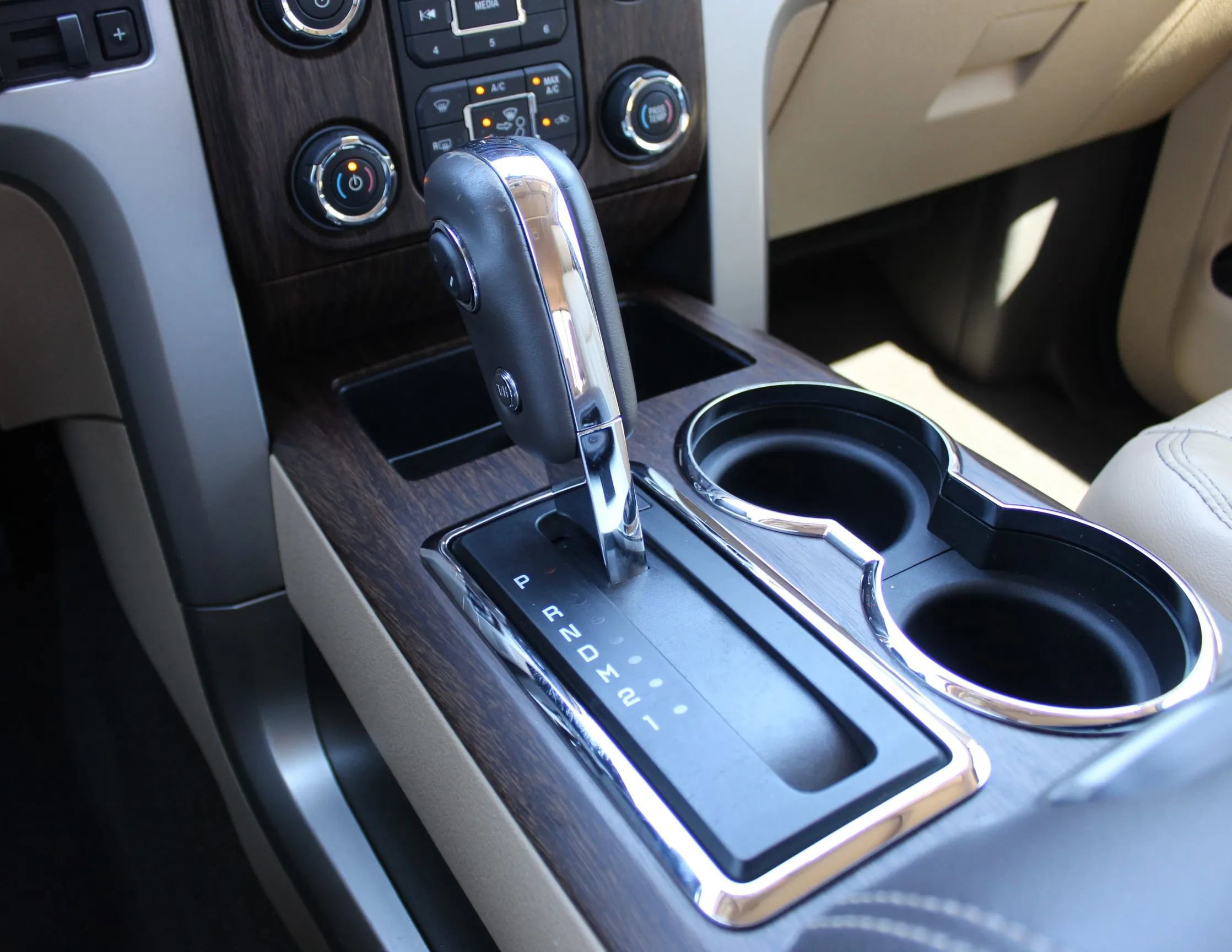 Used 2013 Ford F150 Lariat w/ Luxury Equipment Group image 20