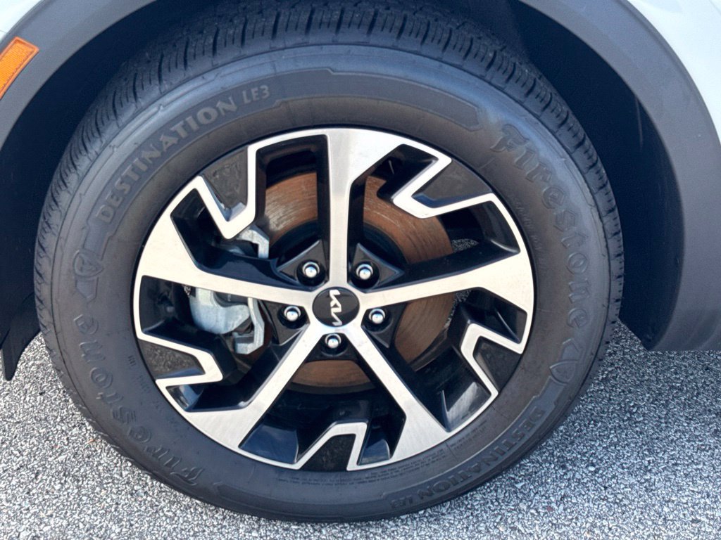 Used 2023 Kia Sportage EX FWD image 33