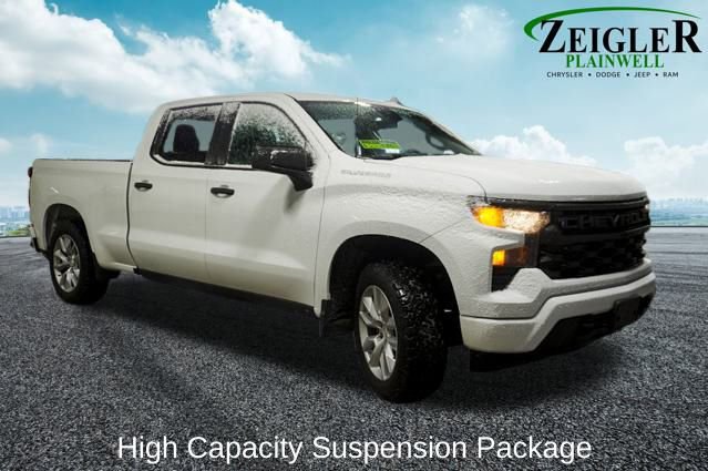 Used 2022 Chevrolet Silverado 1500 Custom image 4